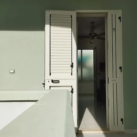 Дом отдыха Bay House *